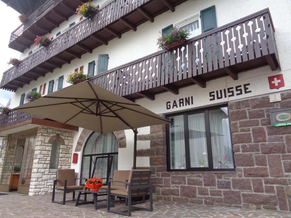 Hotel Garni Suisse San Martino Di Castrozza Exterior photo
